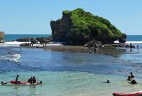 Tiket Masuk Pantai Ngandong